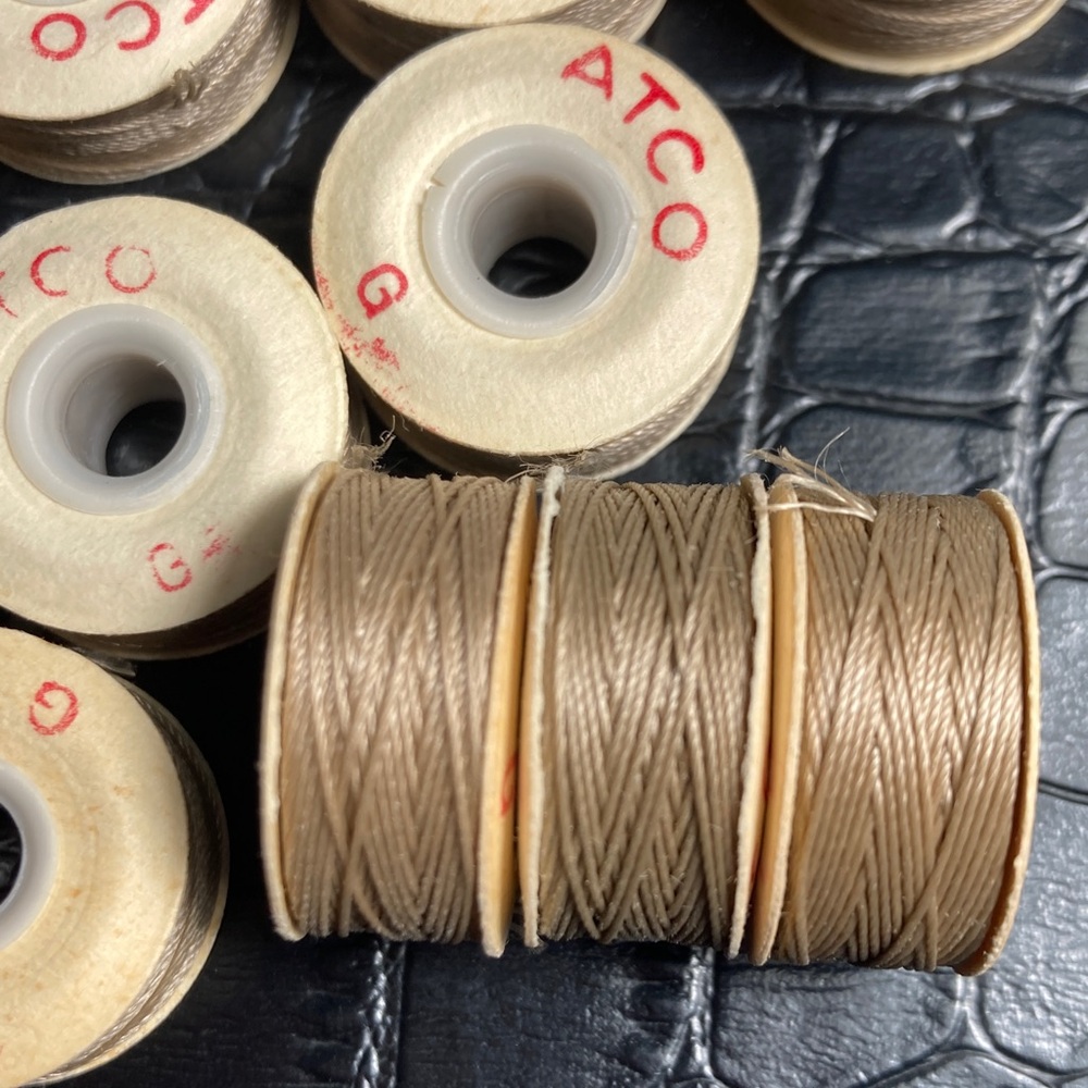 25 ATCO Style‎ G TAN Fiber Polyester Prewound Bobbins - Picture 4 of 4